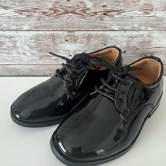 Other - Tip Top Black Patent Leather Dress Shoes Little Boys Size 7 Tuxedo Lace Up